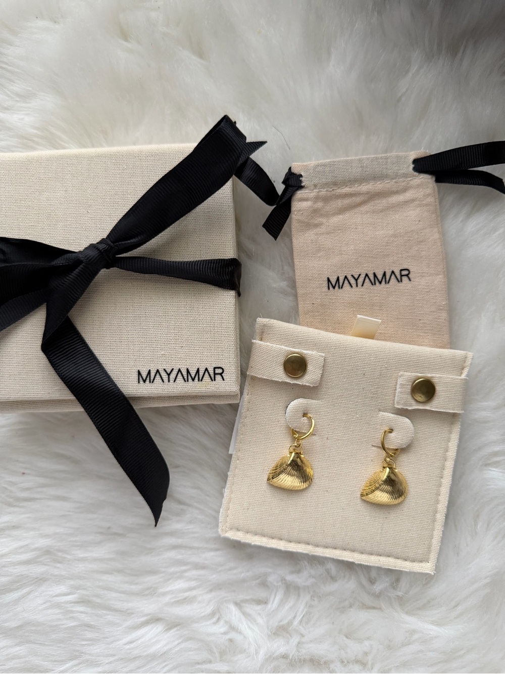 New! MAYAMAR Gold Shell Dangle Earrings